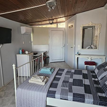 Με Θέα Το Κάστρο Appartement Nafpaktos Buitenkant foto